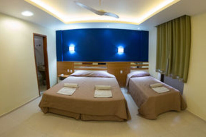 Room 42 of 78