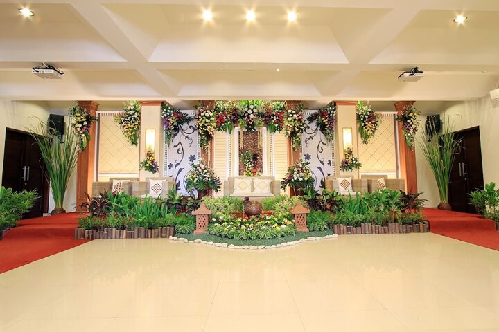 Wedding/Banquet 18 of 20