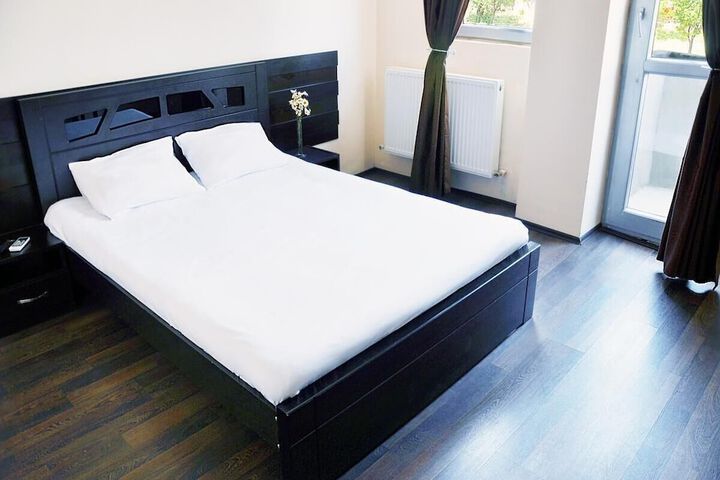 Room 6 of 21