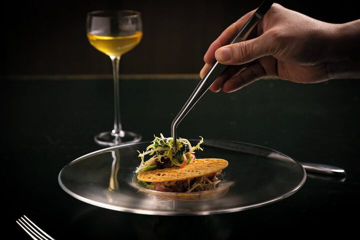 Dining 102 of 140