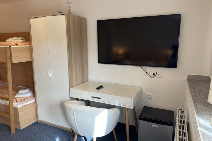 Room 46 of 109