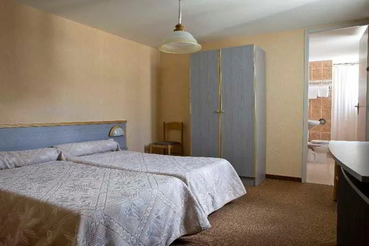 Room 3 of 4