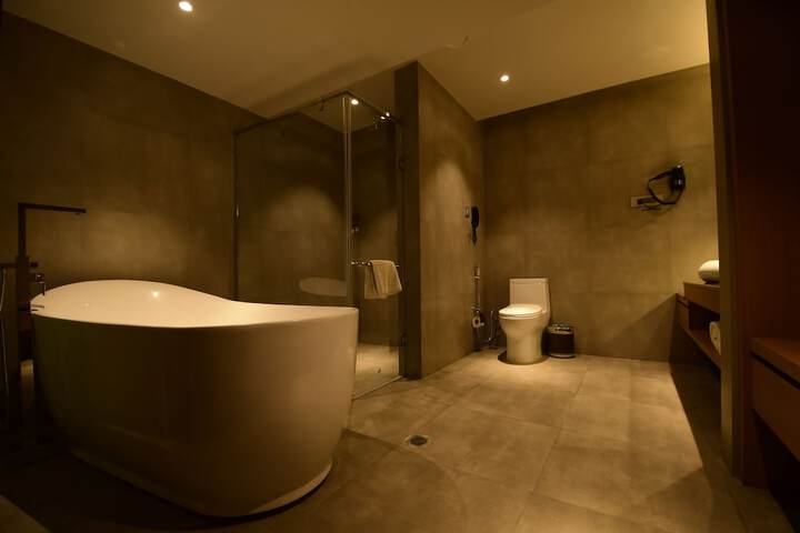 Room 18 of 41