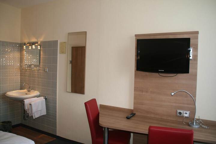 Room 22 of 52