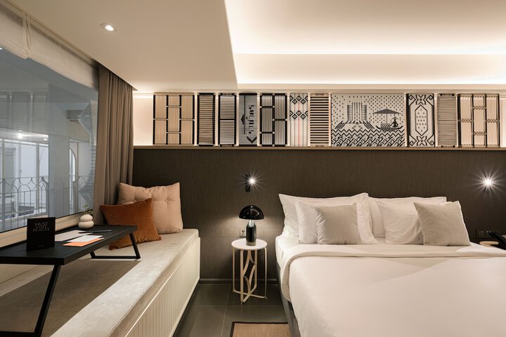 Room 21 of 66