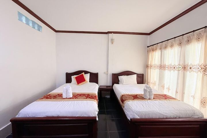 Room 8 of 62