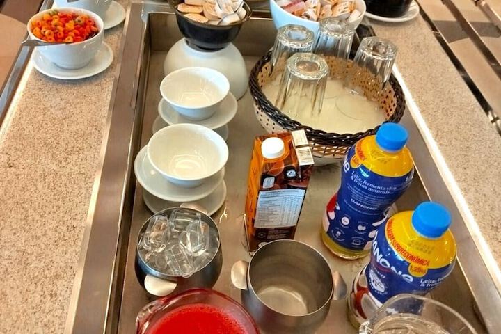 Breakfast/Coffee Service 37 of 37