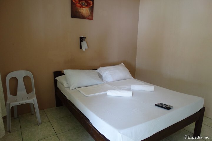Room 6 of 42