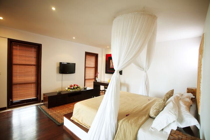 Room 14 of 95