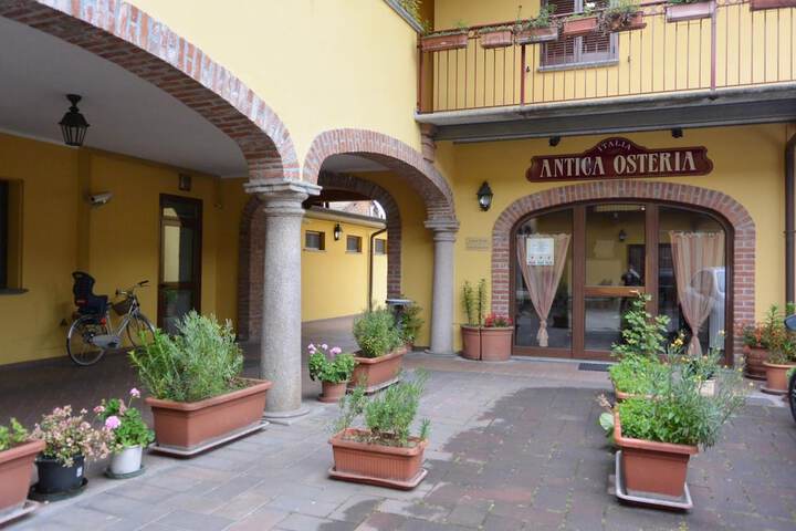 Hotel 55 of 56