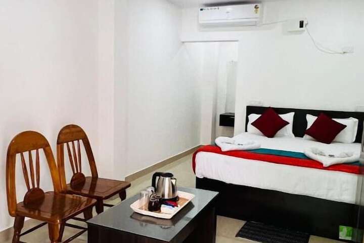 Room 6 of 26