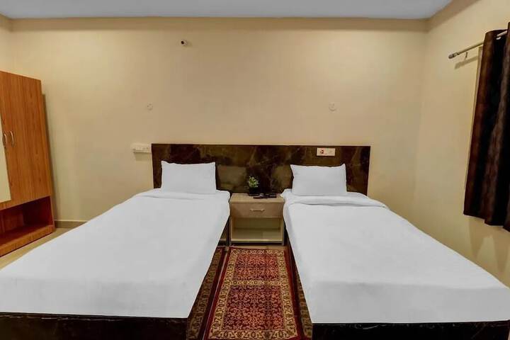 Room 15 of 26