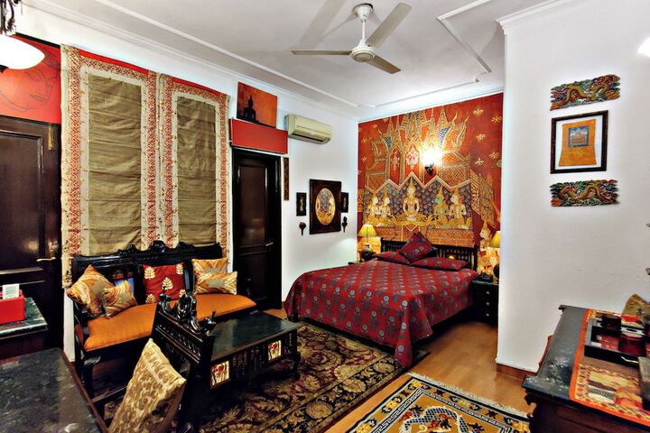 Room 15 of 103