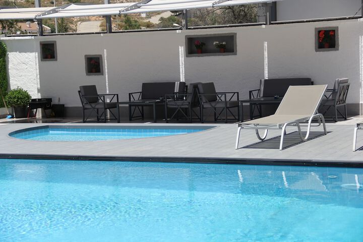 Pool 15 of 24