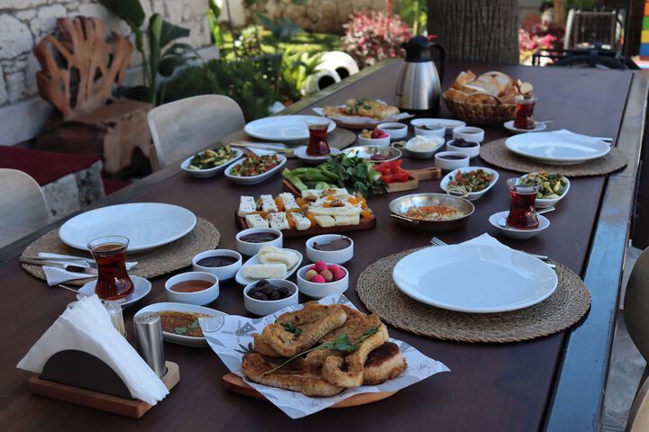 Breakfast/Coffee Service 63 of 98
