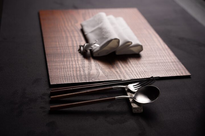 Dining 90 of 126