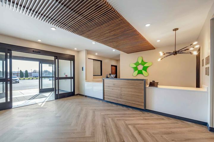 Hotel Interior 4 of 61