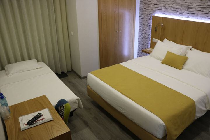 Room 6 of 36