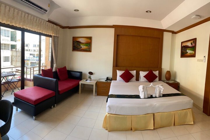 Room 17 of 84