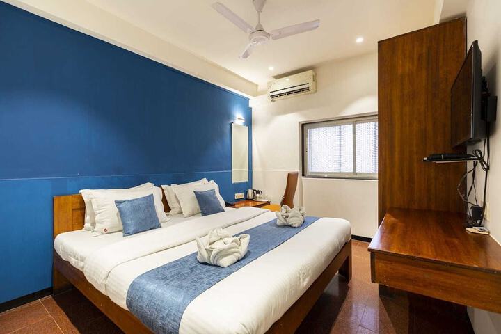 Room 15 of 25