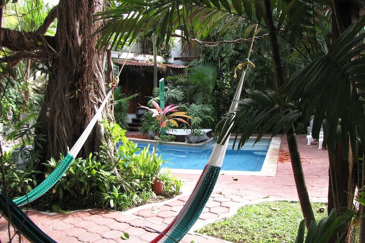 Pool 42 of 85