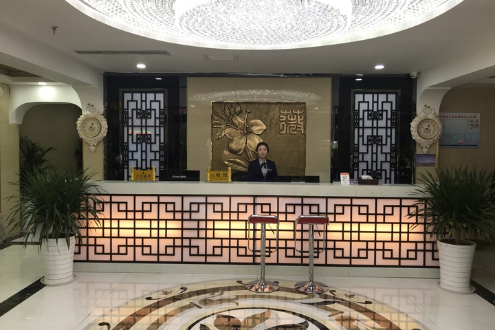 Hotel Interior 10 of 21