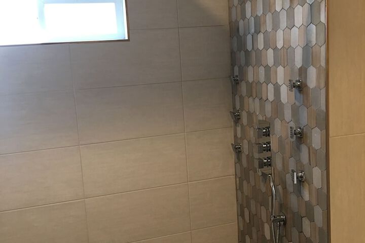 Bathroom shower