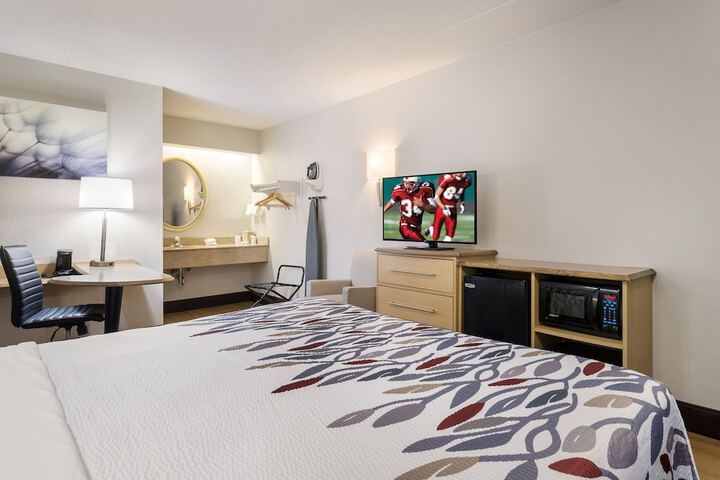 Standard | King Bed (18 of 18)