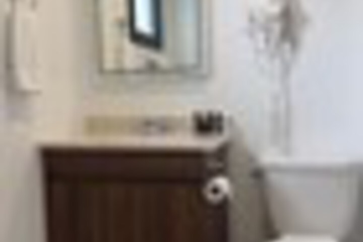 Room 92 of 165