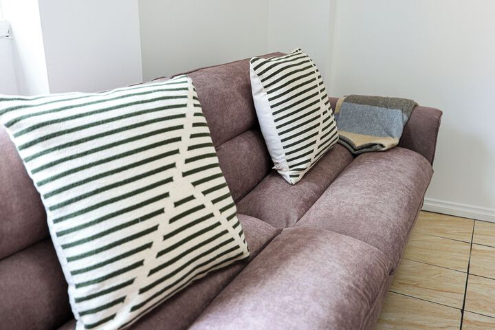 Room 14 of 27