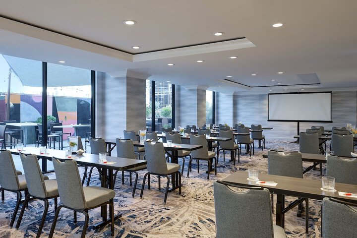Meeting facility