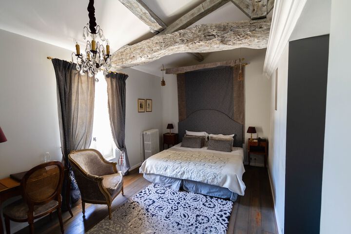 Room 9 of 45