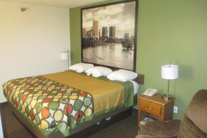 2 Double Beds (4 of 4)