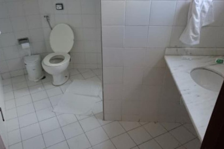 Room 19 of 48