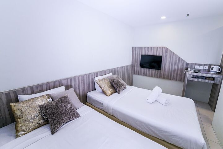 Room 7 of 46