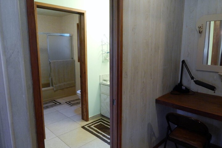 Room 20 of 46