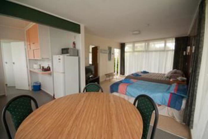 Room 16 of 31