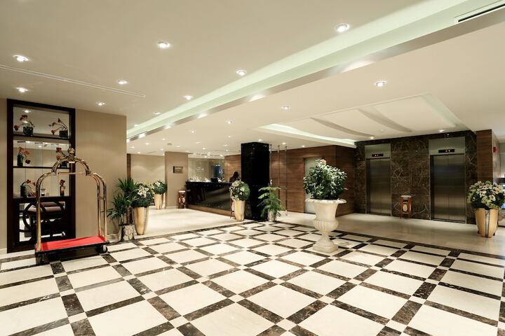 Hotel Interior 9 of 14
