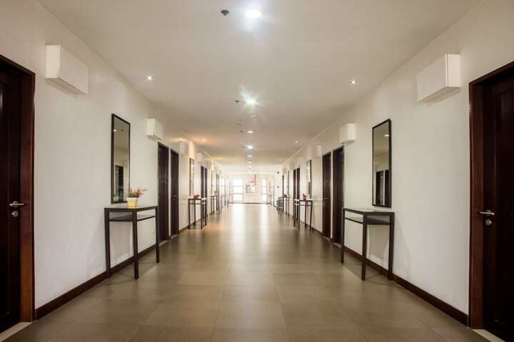 Ballroom/Hall 15 of 23