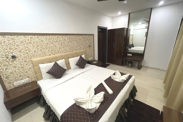 Room 17 of 29
