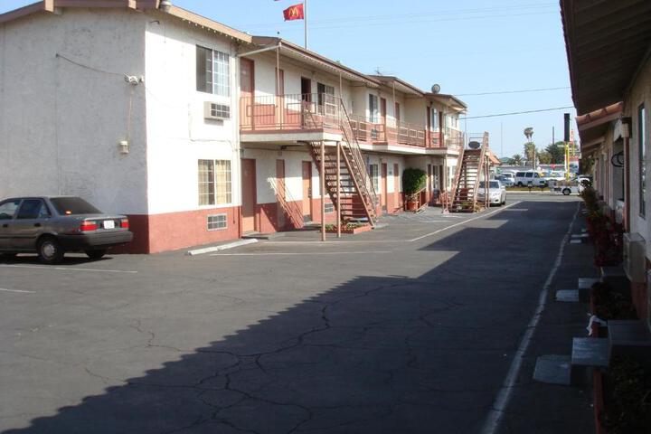 American Inn