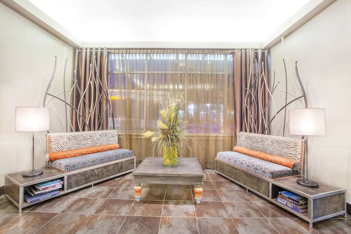 Hotel Interior 4 of 23