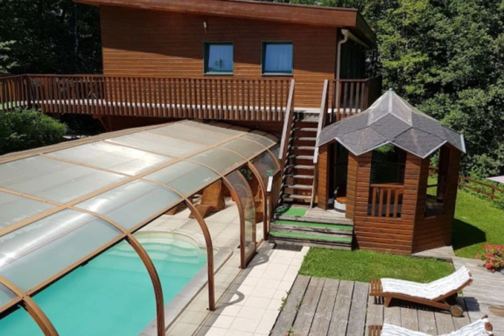Pool 6 of 12