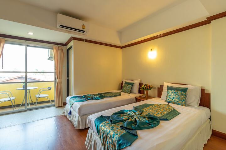 Room 21 of 75
