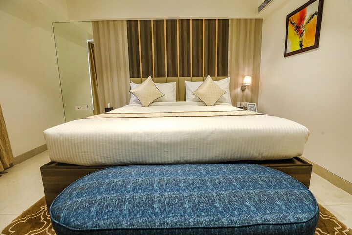 Room 17 of 46