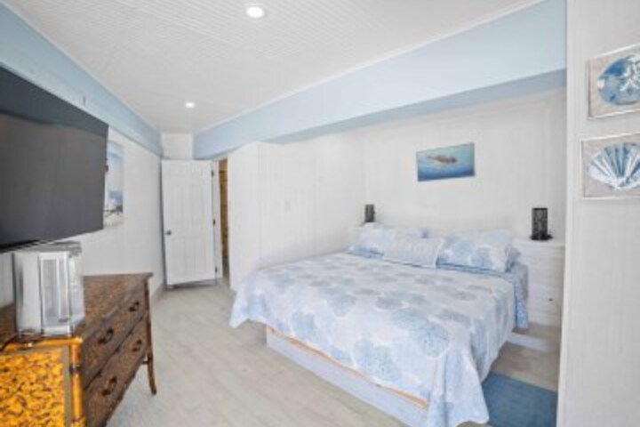 Room 9 of 67