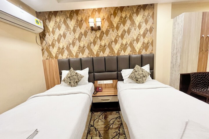 Room 46 of 159
