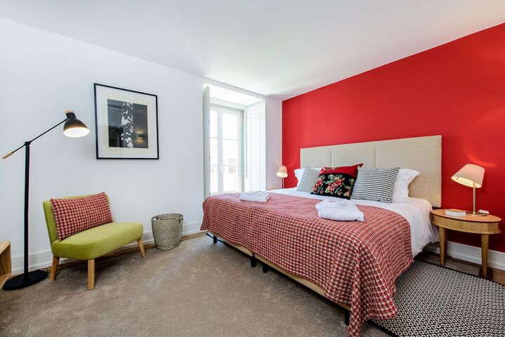 Room 11 of 36