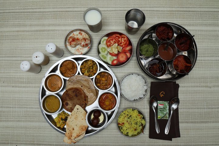 Dining 56 of 84