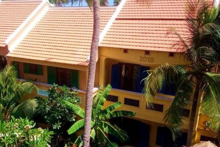 Hotel Exterior 153 of 178